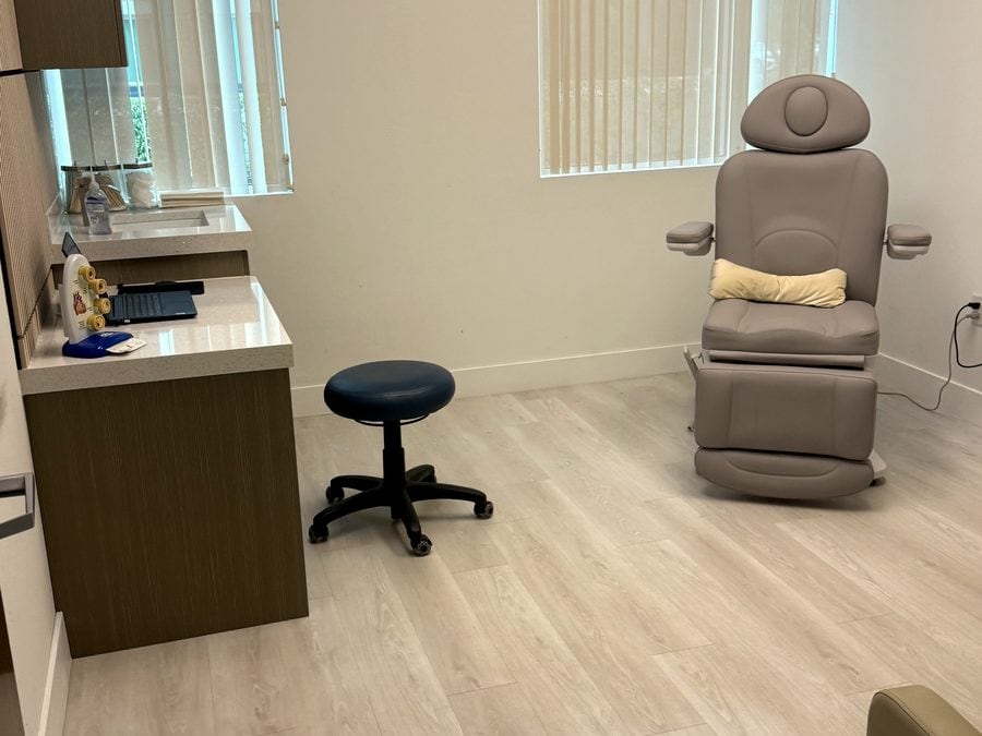Treatment room at Wave Concierge